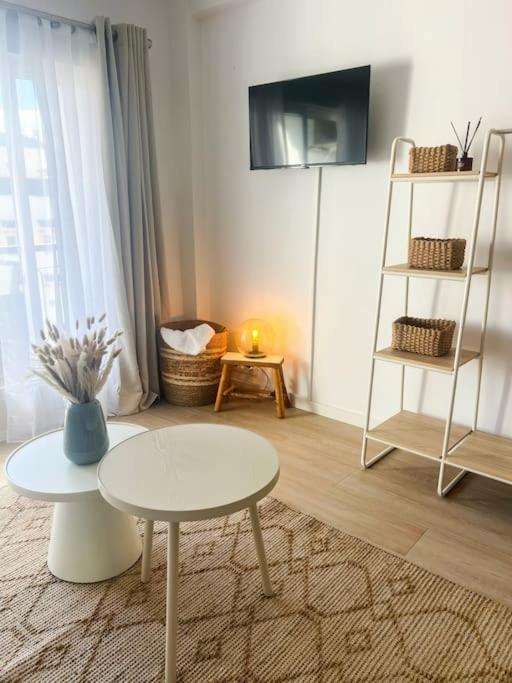 Studio Hola Arenal Platja de Larenal ภายนอก รูปภาพ