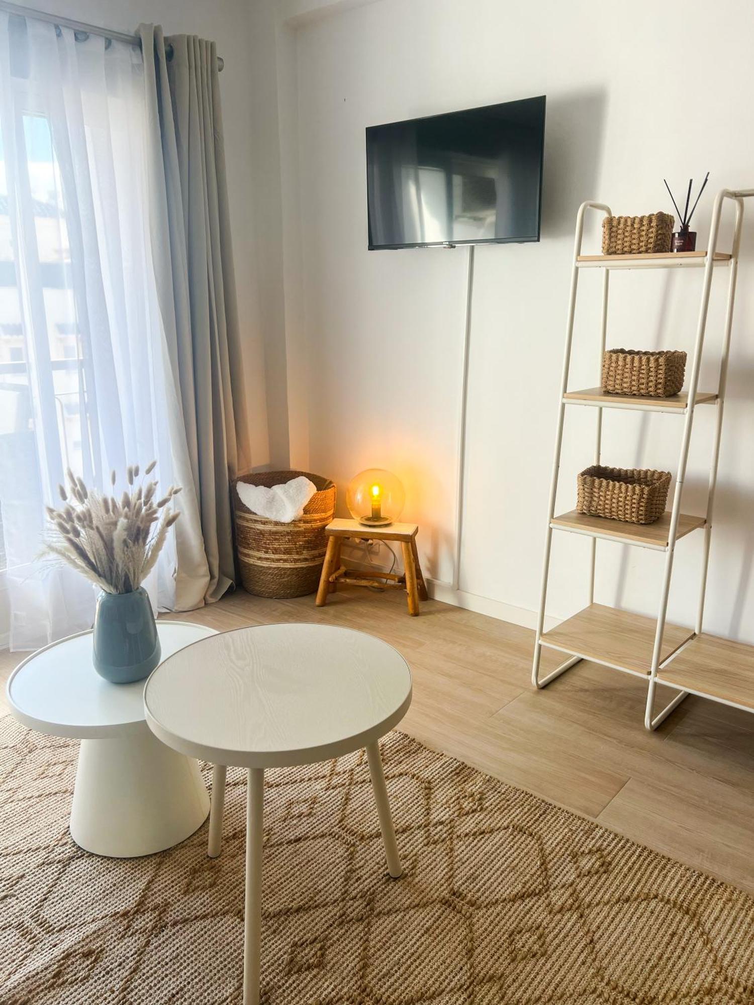 Studio Hola Arenal Platja de Larenal ภายนอก รูปภาพ