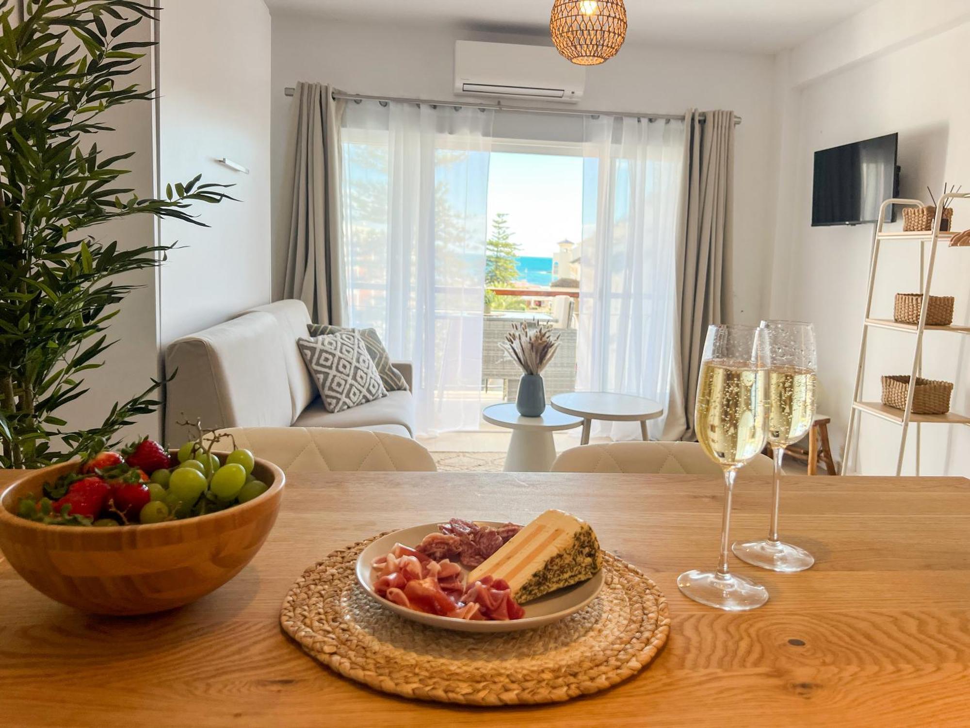 Studio Hola Arenal Platja de Larenal ภายนอก รูปภาพ